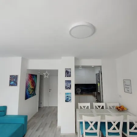 Sunshine Plus Free Parking Апартаменты Сараево